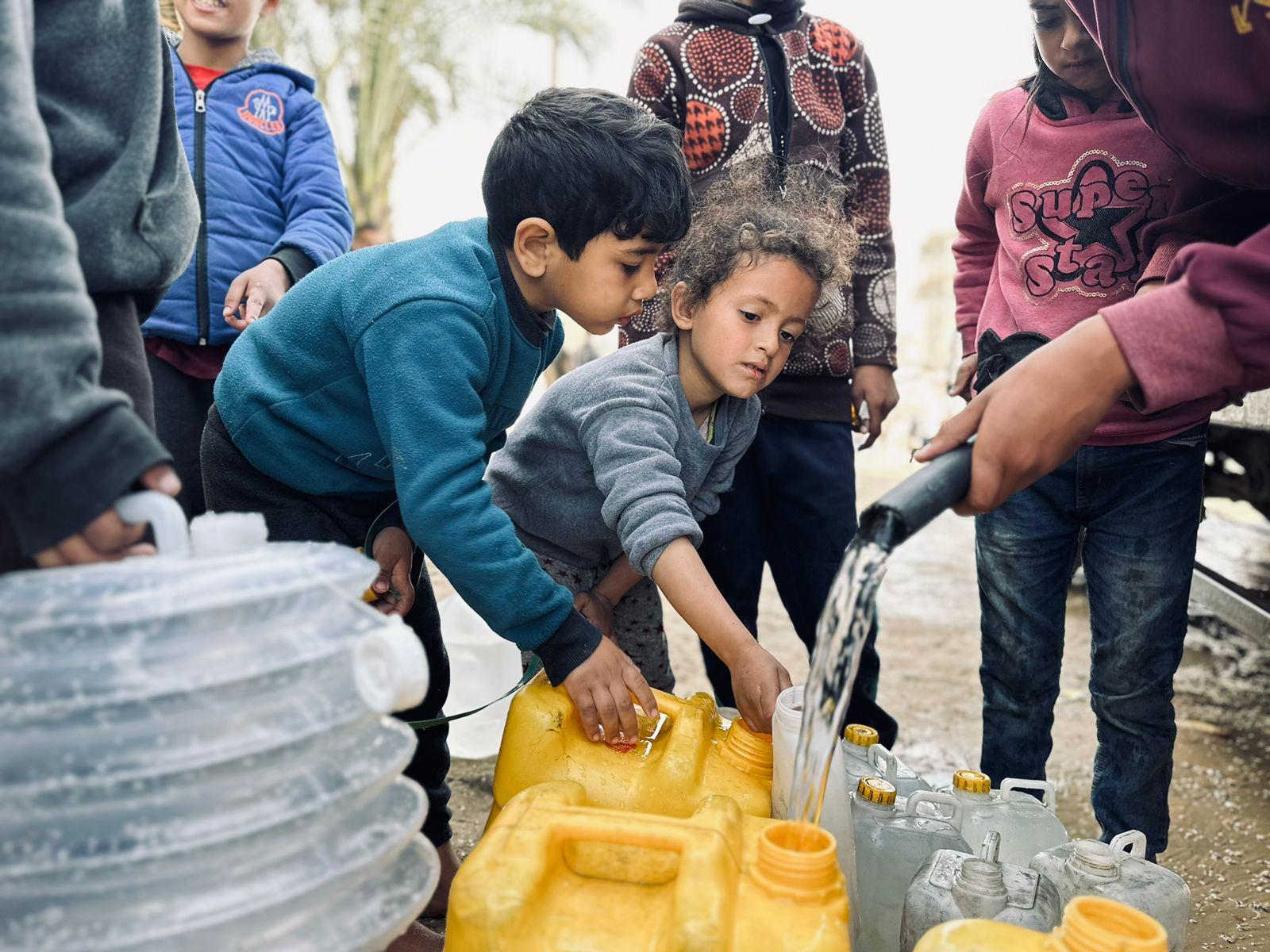 A Gaza muore anche la nostra umanità: fate passare gli aiuti della comunità internazionale